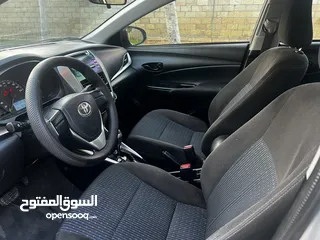  15 Toyota Yaris 2018 ( 1.5 ) GCC