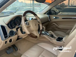  16 PORSCHE CAYENNE S 2013