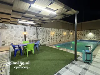  7 شالية للبيع