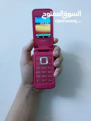  4 هواتف نوكيا  ثقيلة فلندي اصلية مع شاحن اصلي