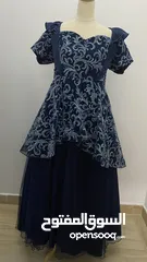  1 فستان للبيع السعر 50 ريال