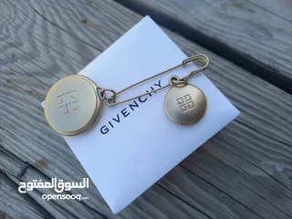  1 BRUSH GIVENCHY