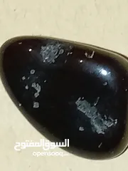  25 حجاره احجار كريمه عقيق و يماني و اوبال حجر القمر زمرد فيروز كهرمان  حجم معدل 2 سم