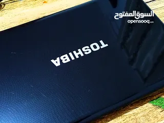  12 لابتوب توشيبا بحالة الوكاله