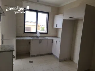  6 شقة فارغة للإيجار في ضاحية الامير راشد 175 م