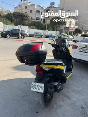  4 للمعنيين وأصحاب الدليفري !! دراجة نارية للبيع