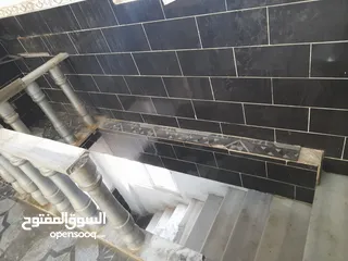  4 محل للإيجار بمدينة السلط