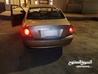  4 هونداي موديل 2003 محدثه 2005 للبيع بشكل مستعجل للبيع او البدل