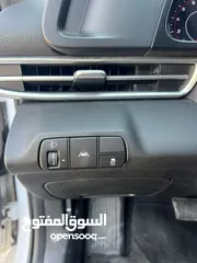  12 هيونداي افانتي بنزين 2021 وارد كوري