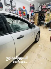  4 فورد فوكس 2015 للبيع التفاصيل موجودة كالمه علا الاعلان