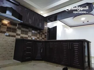  1 اسم المحل الثقه لل المنيوم