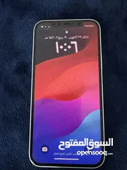  1 ايفون 12العادي حاله ممتازه كل شي وكاله