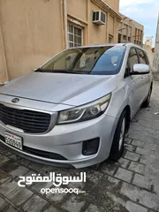  2 Well maintained Kia Carnival 2016 urgent sale