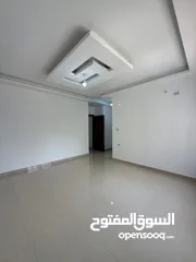  19 شقة طابق اول سوبر ديلوكس بأجمل مناطق عرجان مساحة داخلية 175 متر