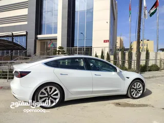  8 تيسلا موديل 3 (موديل 2020 ) ‏       Tesla Model 3 standerd plus 2020