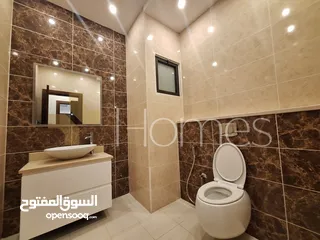  9 شقة ارضية مع حديقة للايجار في ضاحية الامير راشد