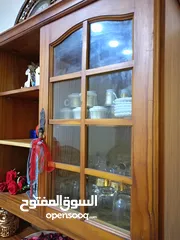  8 بوفيه شبه جديده قطعتين للبيع