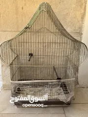  5 أقفاص عدد 10 إستعمال خفيف جداً وبحالة الوكالة موجود معلفين وثلاث معالف