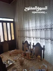  16 عماره مميزه في حي مميز بسعر جيد مناسبه لعائله مدخل مستقل قوشان مفروز اربع طوابق كل طابق مسطح 155 متر