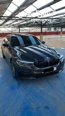  2 BMW 530e / 2019 عداد قليل / شبه شركة