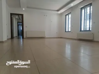  4 شقه ارضيه للبيع في خلدا مع ترس و مدخل خاص