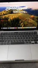  1 MacBook Pro256G