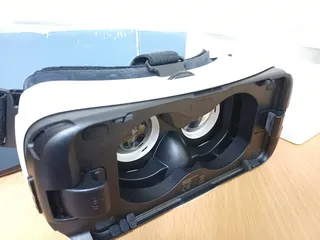  9 Samsung GEAR VR