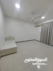  5 غرفة مفردة للموظفات بالقرب من مستشفى السلطاني.