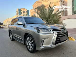  9 لكزز LX570  خليجي موديل 2016 ، صبغة وكالة، وبحالة الوكالة، شرط الفحص بدون اي حوادث .