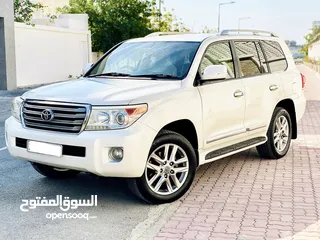  1 ToYota Land Cruiser GX 2013 Model/For sale