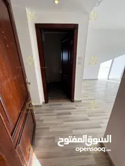  26 شقة سوبر ديلوكس أرقى واجمل مناطق عبدون بمساحة 402م
