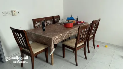  1 2 metres dinning table with 6 chairs