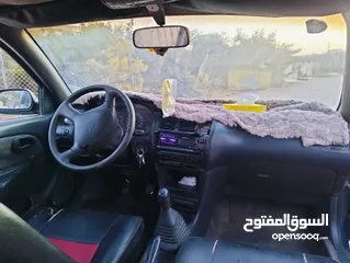  6 تيوتا كورولا هاتشباك لون مميز