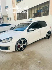  4 volkswagen gti 2011