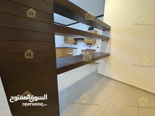  2 شقة فارغة - دابوق - 2نوم ماستر - 200م - قرب الخدمات العامة