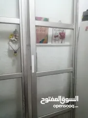  2 باب المنيوم مستعمل للبيع بحاله ممتازه بسعر100