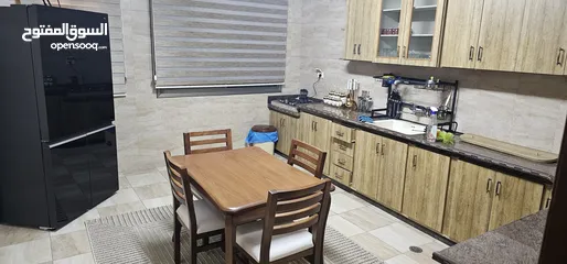  2 شقة البيع في الخليل