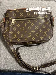  1 Louis Vuitton شنطه لويس فيتون