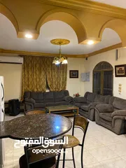  12 مزرعة وشاليه مميز وفخم  للبيع بسعر مغري او للبدل على قطعة أرض أو مدرسة خاصة في عمان فقط قابل للتفاوض