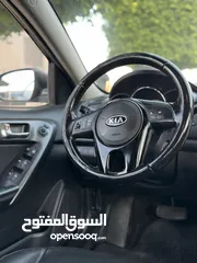  18 كيا فورتي للبيع بحالة ممتازه  Kia Forte 2013 لون اسود فحص كامل