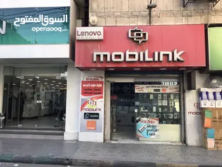  27 محل تجاري للبيع مجهز كامل موقع مميز ملاصق لمعرض شركة زين - شارع باب الواد - الوسط التجاري/ الزرقاء
