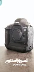  2 Canon 1DX MARK II
