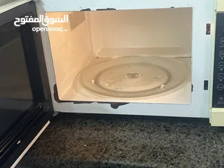  2 مايكرويف بلوماتيك بحاله ممتازه
