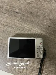  2 كاميرا canon powershot مع كل عدتها