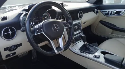  20 Mercedes-Benz SLK 200 V4 1.8L Model 2015