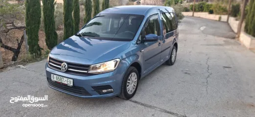  8 كادي موديل 2018 ماتور 2000ديزل -ركاب 6+1-ماشي 115الف كليو -غيارعادي فحص  نظيف صلاة النبي