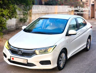  6 *HONDA CITY* Model: 2018  * Family Used , Good Condition