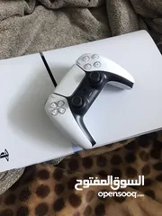  1 بلايستيشن فايف ديجيتال مع يد استعمال خفيف ( اقرا الوصف )