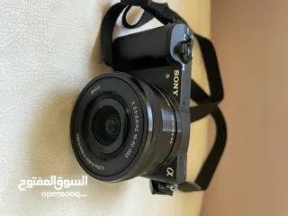  5 كاميرا Sony Alpha 5100