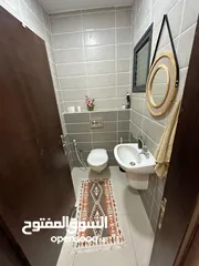  2 شقة فخمه للبيع في بيتونيا68900407